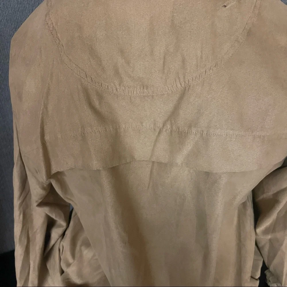 Weatherproof pull over - Picture 4 of 5